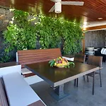 Luxury And Harmony House فيلة *