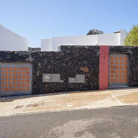 Вилла Luxury And Harmony House *